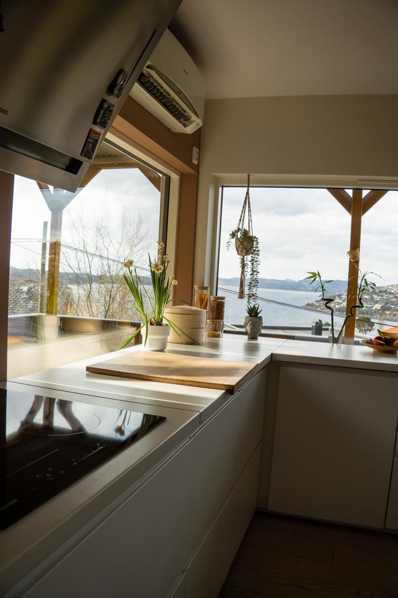 Golden Fjord-View Apartment Bergen Exterior photo